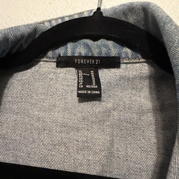 Oversized denim jacket - Picture 2 of 3